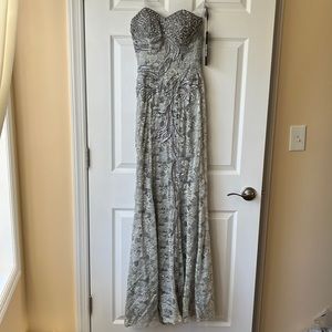 Moshita. Beautiful long evening dress